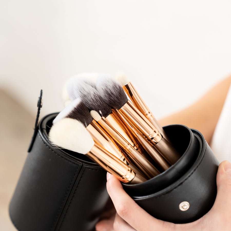 MAKEUP BRUSH CASE - FINAL SALE (MAKEUP BRUSHES NOT INCLUDED)