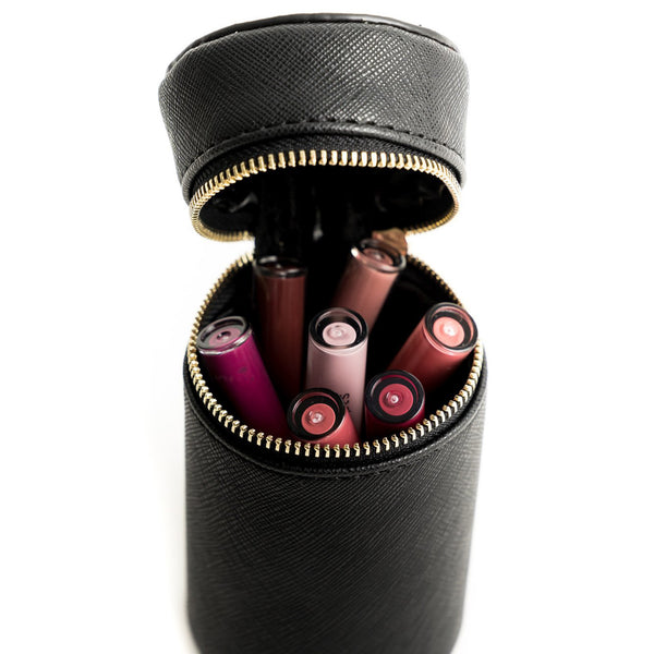 THE LIP LUGGAGE IN BLACK